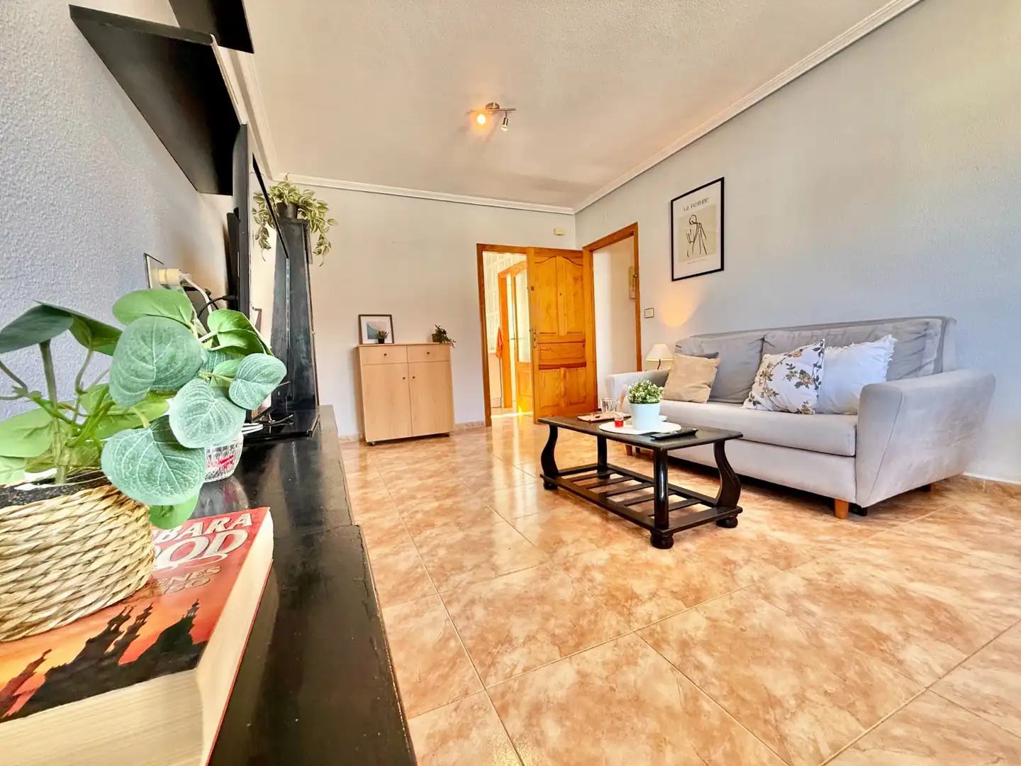 Sala d'estar de Casa o xalet en venda en San Pedro del Pinatar amb Jardí privat, Terrassa i Rentadora