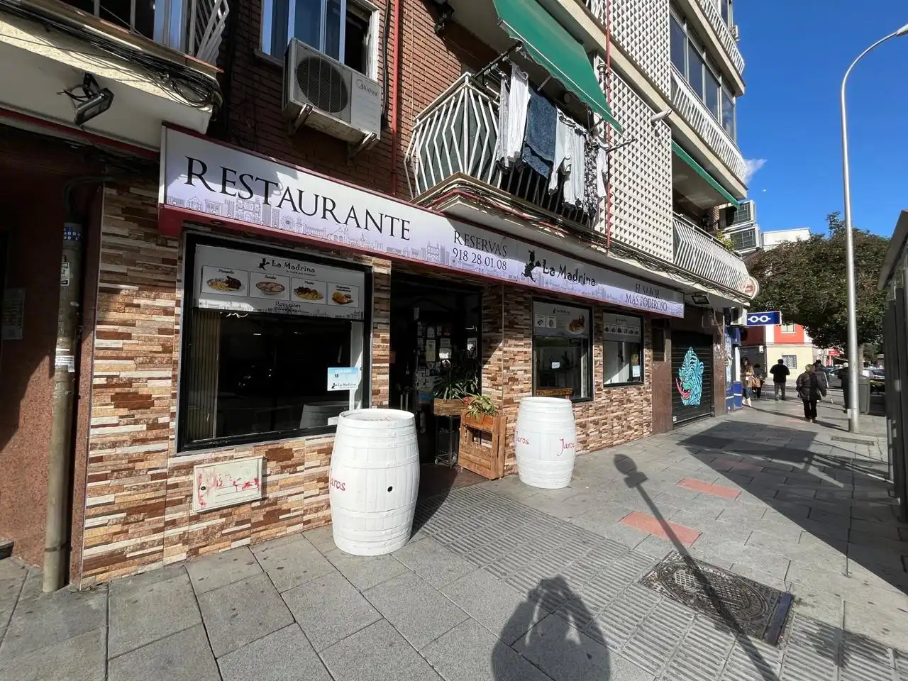 Commercial properties for sale in Madrid  with Air Conditioner, Furnished and Alarm