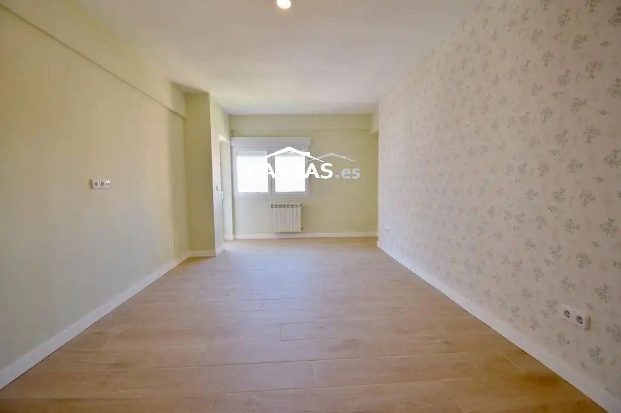 Habitación de Piso en venta en Torrejón de Ardoz con Calefacción y Terraza