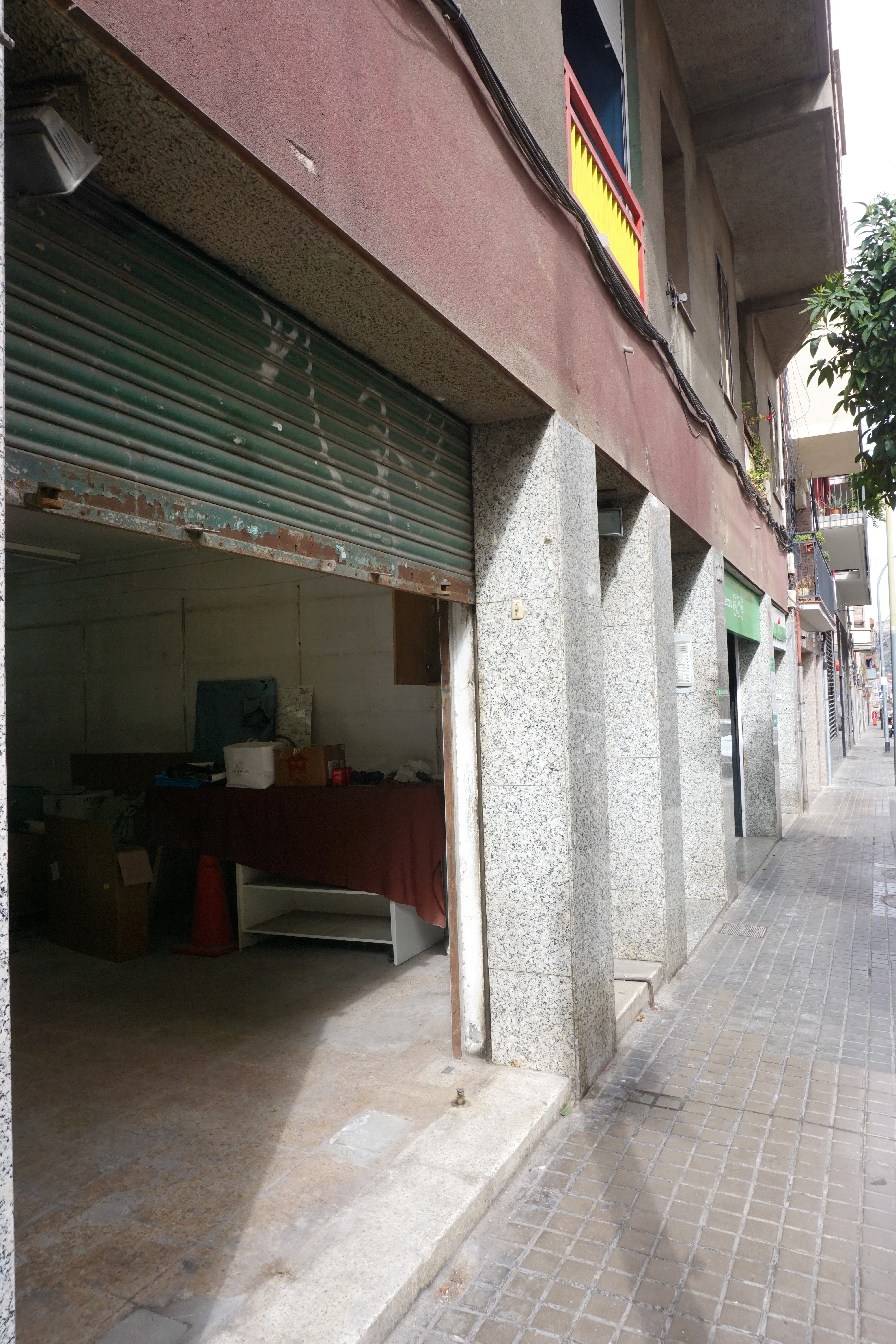 Vista exterior de Local en venta en  Barcelona Capital