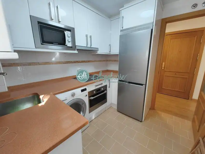 Cocina de Piso en venta en Bernuy de Porreros con Calefacción, Terraza y Trastero