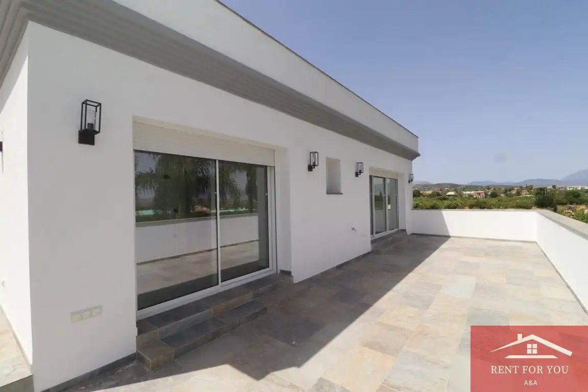 Außenansicht von Dachboden zur Miete in Alhaurín El Grande mit Klimaanlage und Terrasse