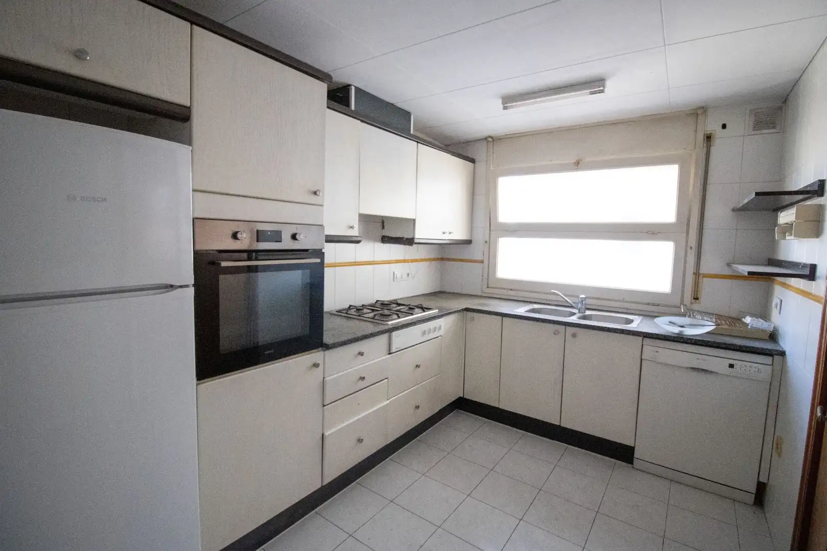 Flat for sale in Salvador Dalí, Eixample - Horta Capallera