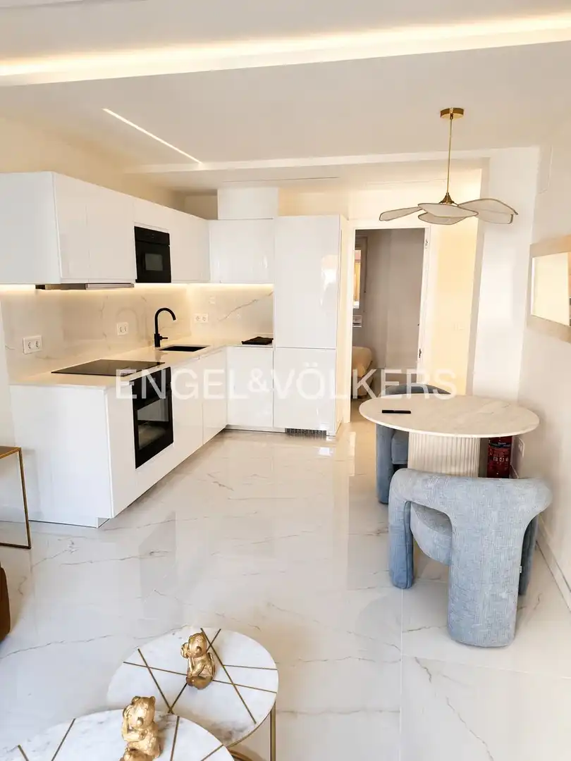 Kitchen of Flat for sale in Madrid  with Air Conditioner, Heating and Furnished