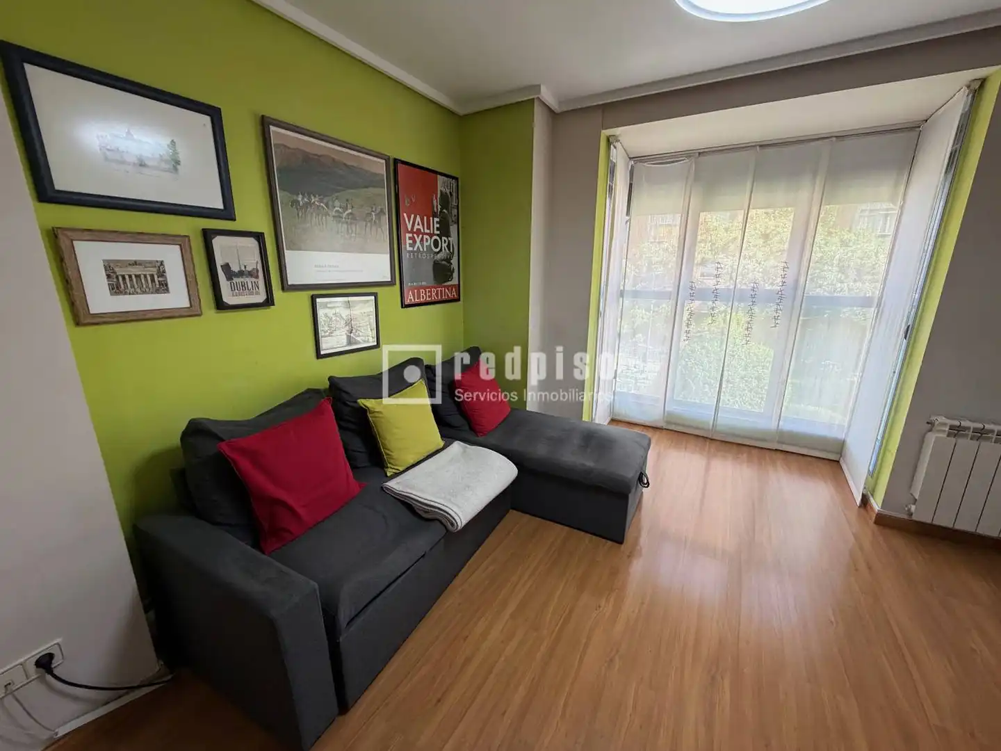 Living room of Flat for sale in Madrid  with Air Conditioner, Heating and Private garden