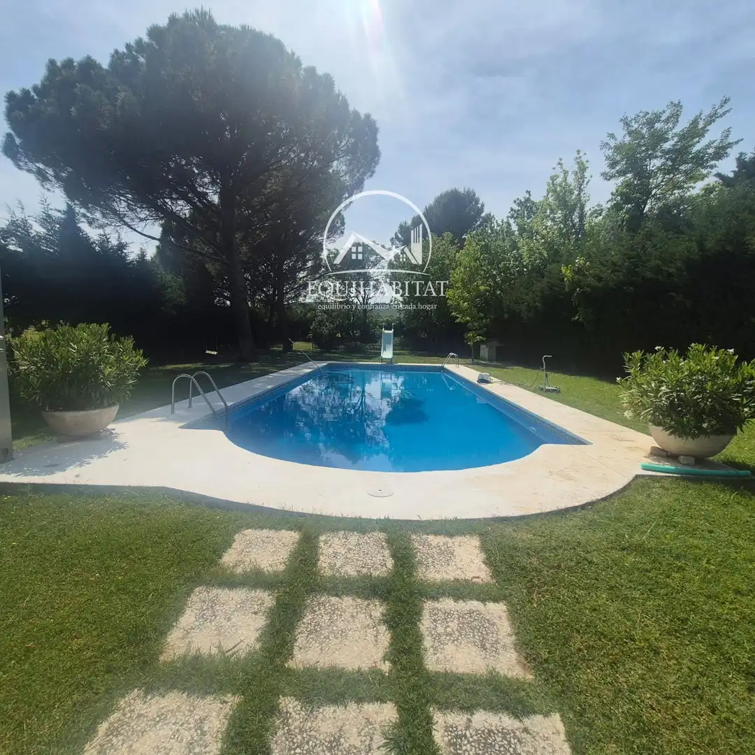 Schwimmbecken von Haus oder Chalet zum Verkauf in Alguaire mit Klimaanlage, Privatgarten und Abstellraum