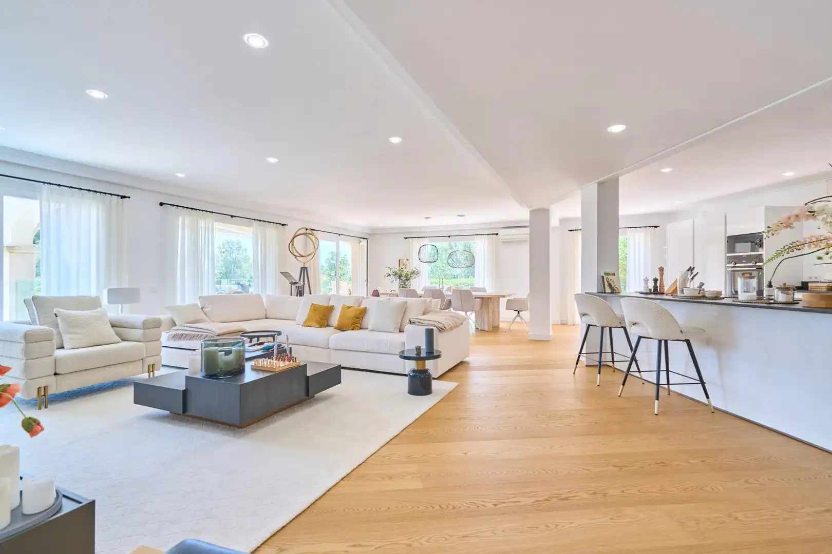 Sala d'estar de Casa o xalet en venda en  Palma de Mallorca amb Aire condicionat, Jardí privat i Parquet