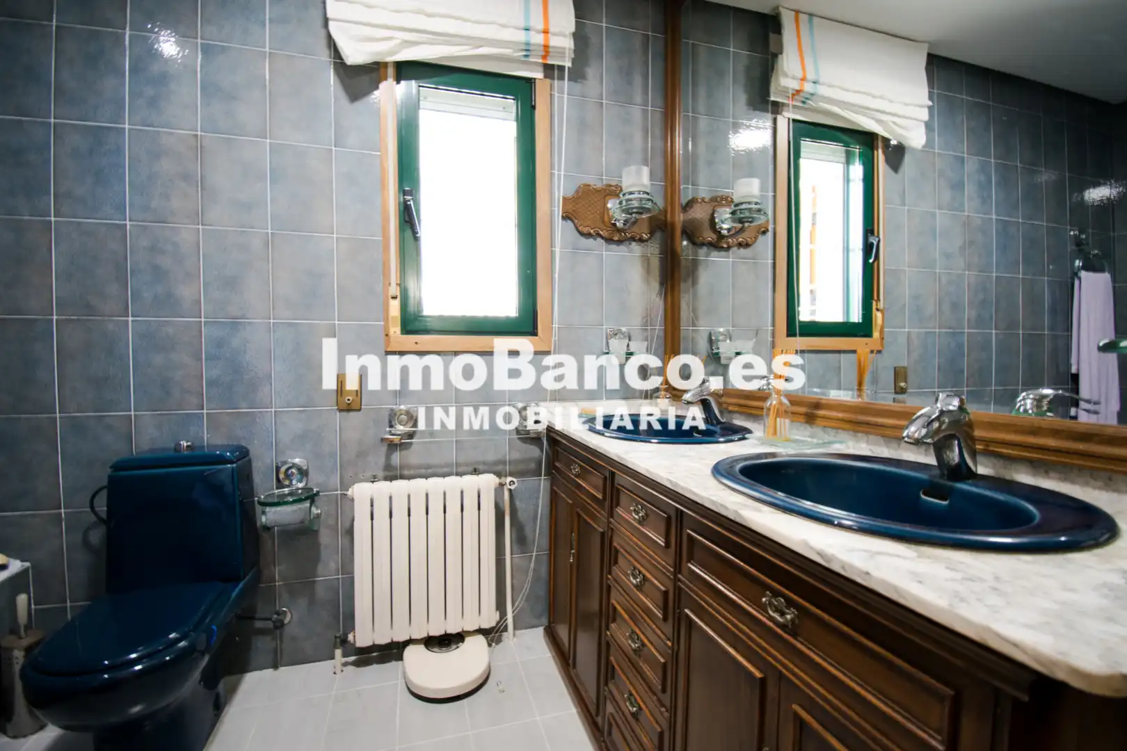 Baño de Casa o chalet en venta en Chiva con Aire acondicionado, Calefacción y Jardín privado