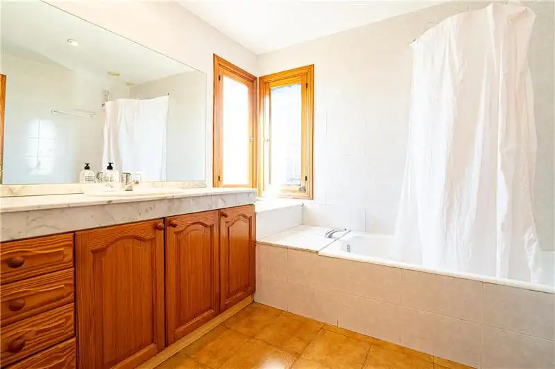 Baño de Casa o chalet en venta en Marratxí con Jardín privado, Terraza y Trastero