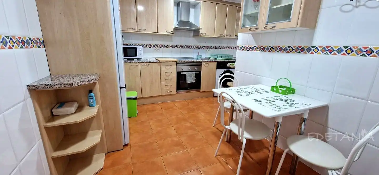 Habitación en Avenida del Seminario, Moncada