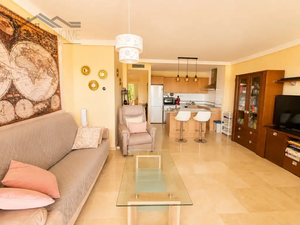 Appartamento con piscina in vendita a Urbanización Brisas I