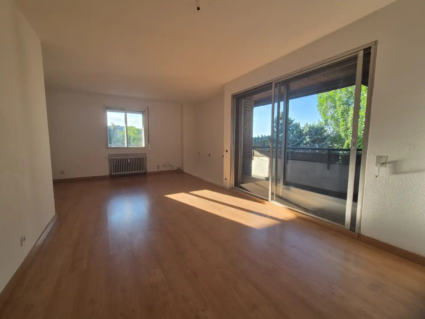 Living room of Attic for sale in Madrid  with Air Conditioner, Heating and Terrace