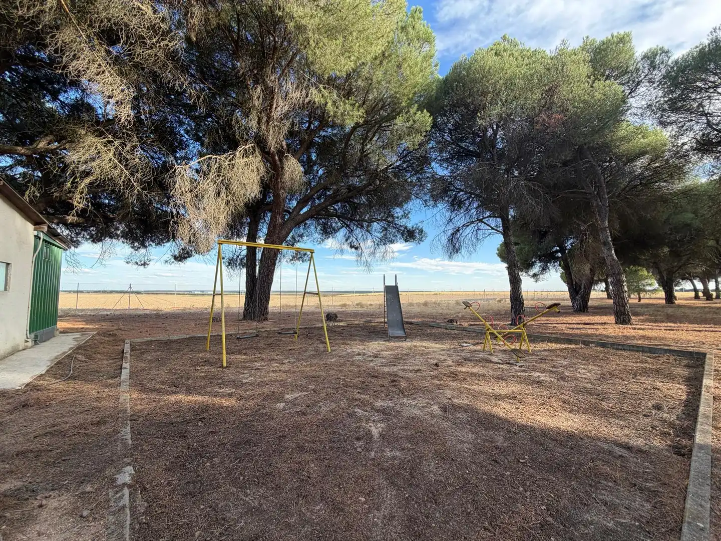 Country homes for sale in Tordesillas  with Private garden, Terrace and Storage room