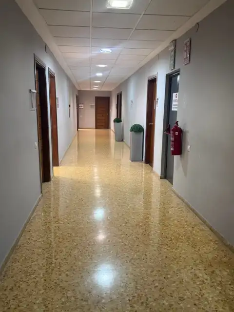 Office space with lift to rent in Carrer del Professor Beltrán Báguena, imagen 7