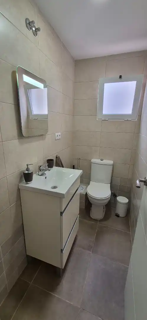 Bathroom of Flat for rent in Moncada  with Parquet flooring, Furnished and Oven