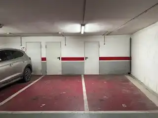 Einzelparkplatz mit Aufzug zum Verkauf in Avinguda de les Bases de Manresa 58, imagen 4