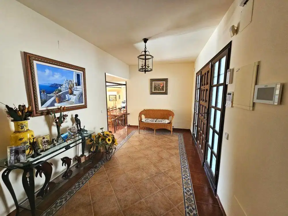 Villa con piscina in vendita a Carrer Avet, imagen 4