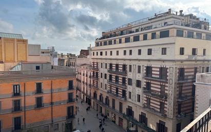 Exterior view of Flat to rent in  Barcelona Capital  with Heating, Parquet flooring and Terrace