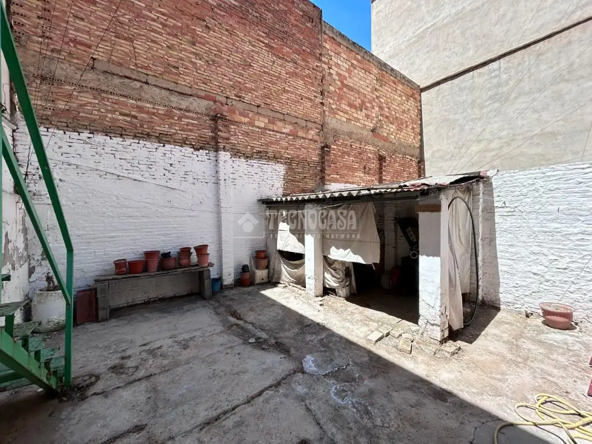 Außenansicht von Wohnung zum Verkauf in Torrent mit Heizung, Privatgarten und Terrasse