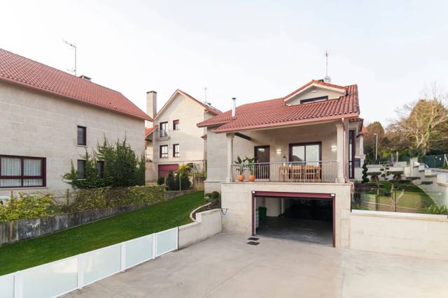 Casa-chalet en Alquiler en Meaño