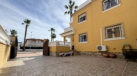 Foto 5 de Casa adosada en venta en Rojales, Alicante