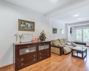 Living room of Flat for sale in  Granada Capital  with Air Conditioner and Furnished