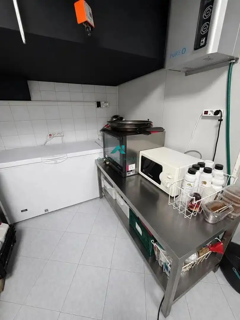 Cocina de Local de alquiler en Valencia con Aire acondicionado y Amueblado