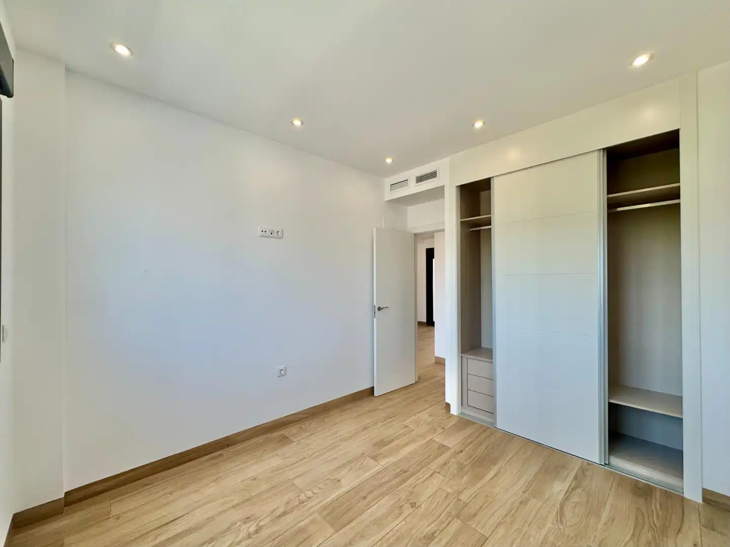 Ático con terraza en venta en Los Balcones - Los Altos, imagen 7
