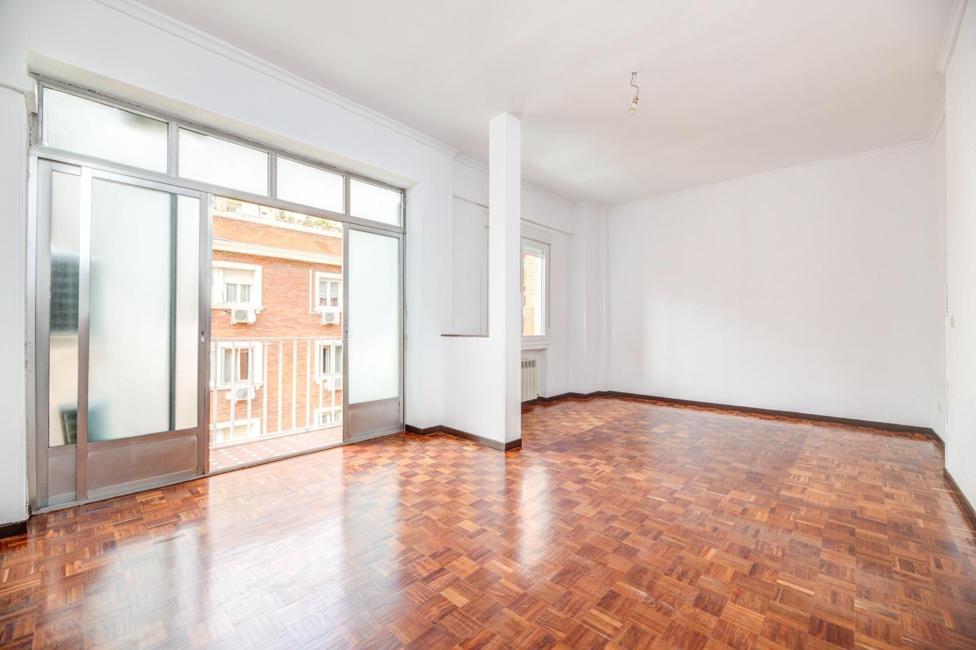 Wohnung zur Miete in Calle MODESTO LAFUENTE, 58, Ríos Rosas - Nuevos Ministerios, Chamberí