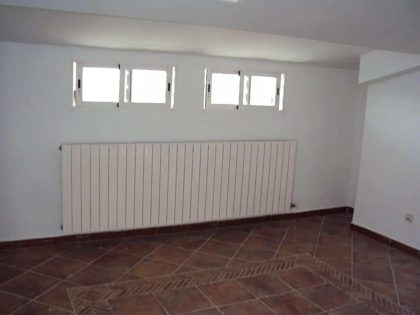 Wohnung zur Miete in Calle la Paz, Balazote