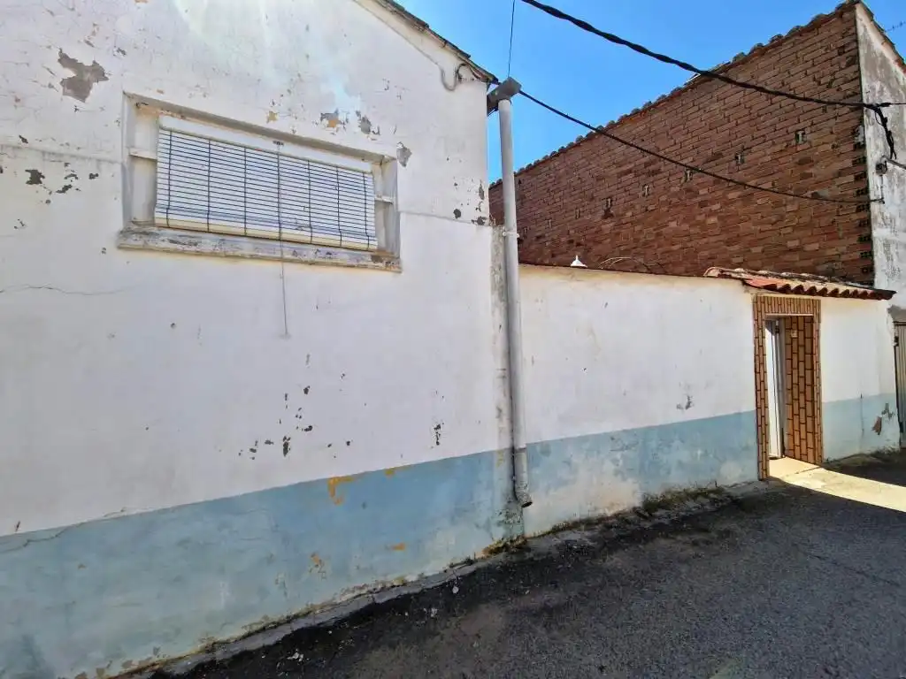 Vista exterior de Casa o xalet en venda en Alcampell amb Jardí privat, Terrassa i Balcó