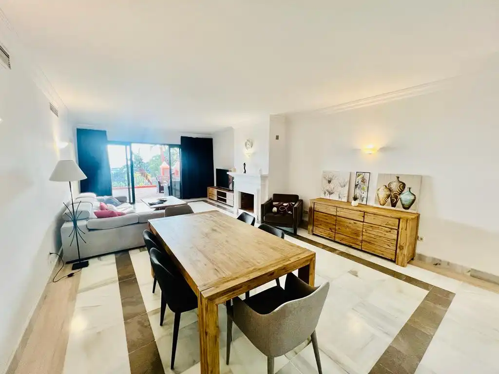 Apartamento de alquiler en CERRO ARTOLA, 11, La Quinta