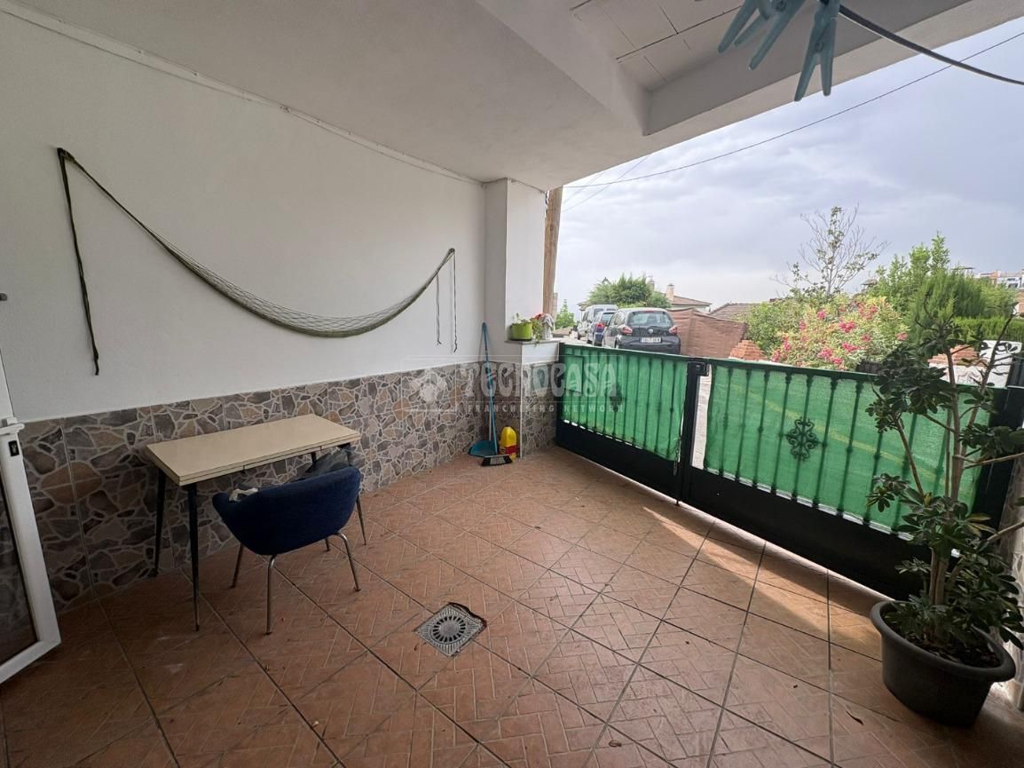 Terrasse von Einfamilien-Reihenhaus miete in Monachil mit Terrasse