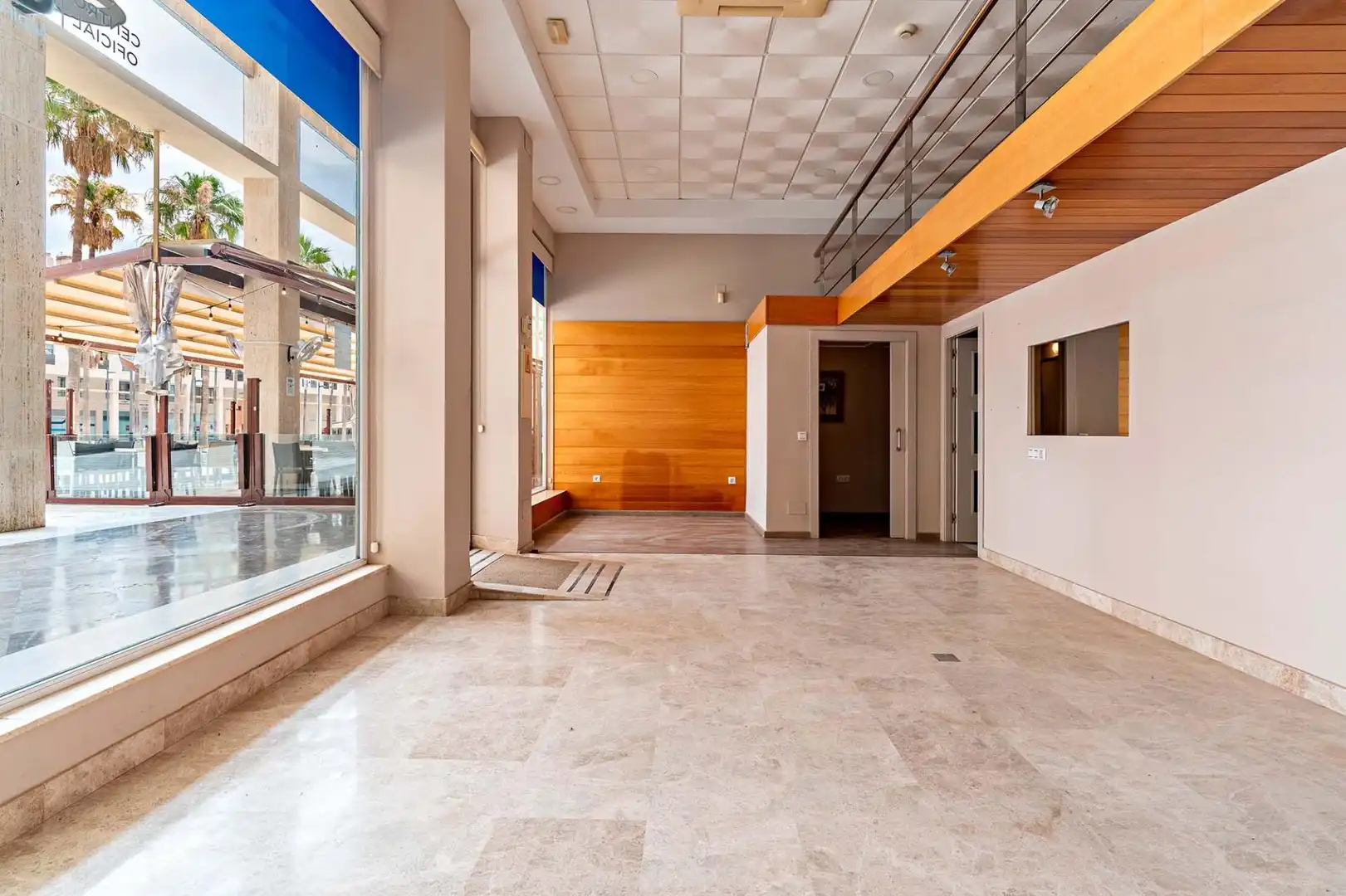 Local comercial en venda a Plaza Mayor, imagen 2