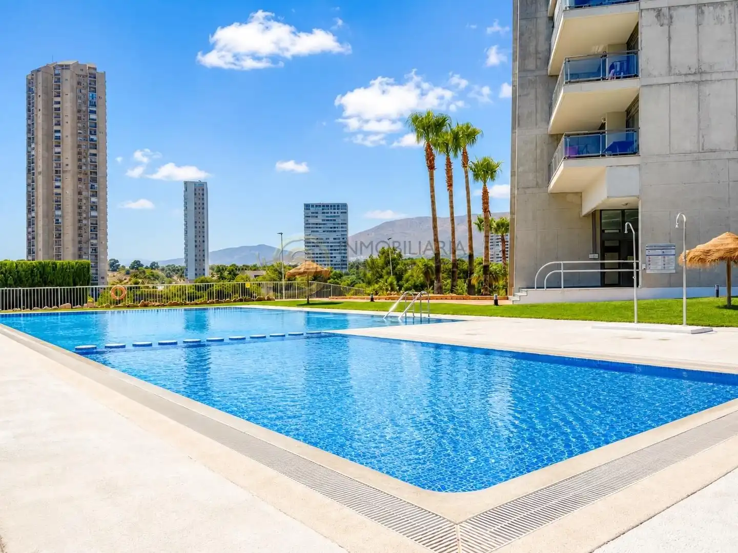 Apartamento con piscina en venta en Via Parque, imagen 27