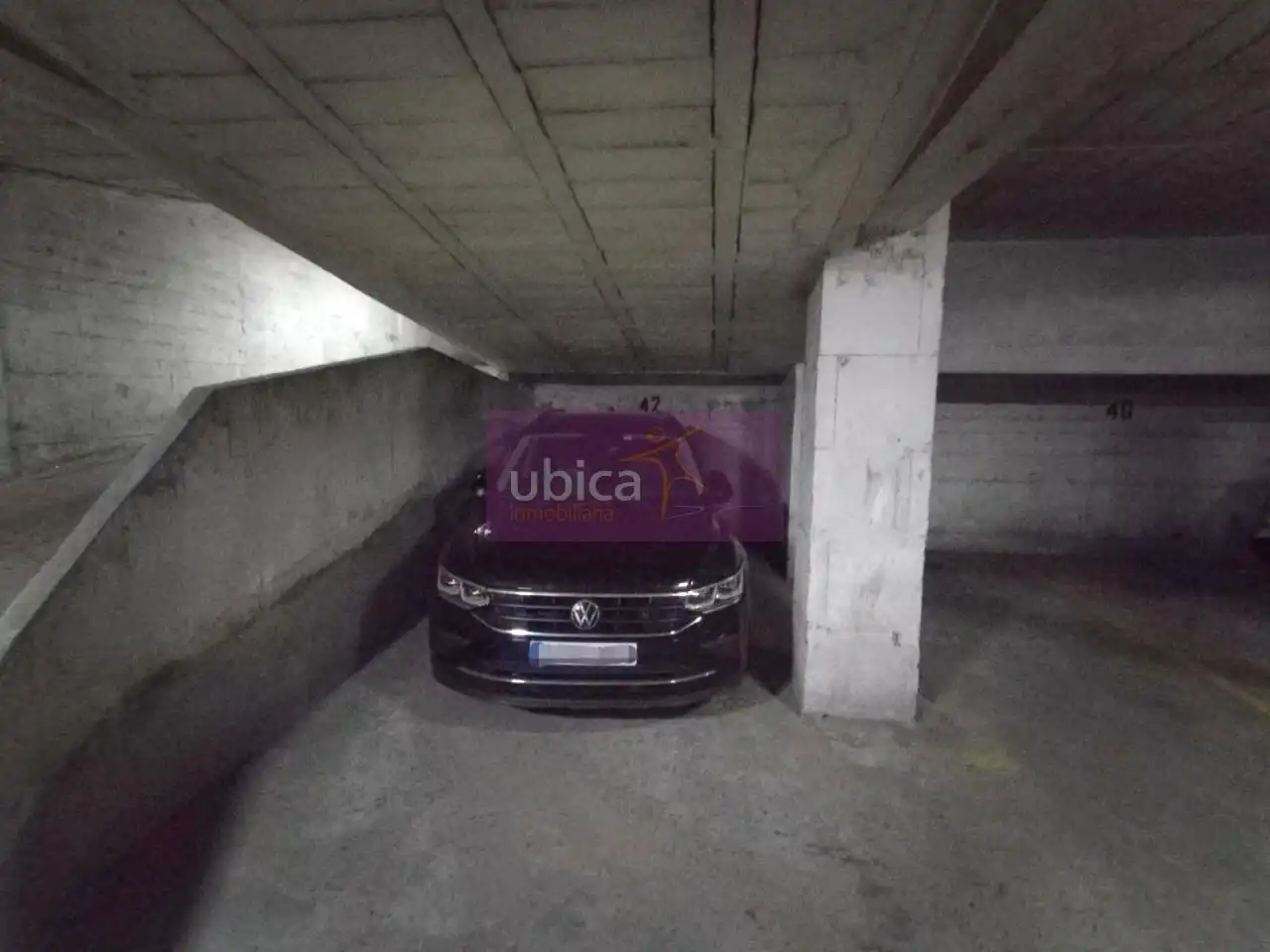 Parking de Piso en venta en Vigo  con Trastero y Amueblado