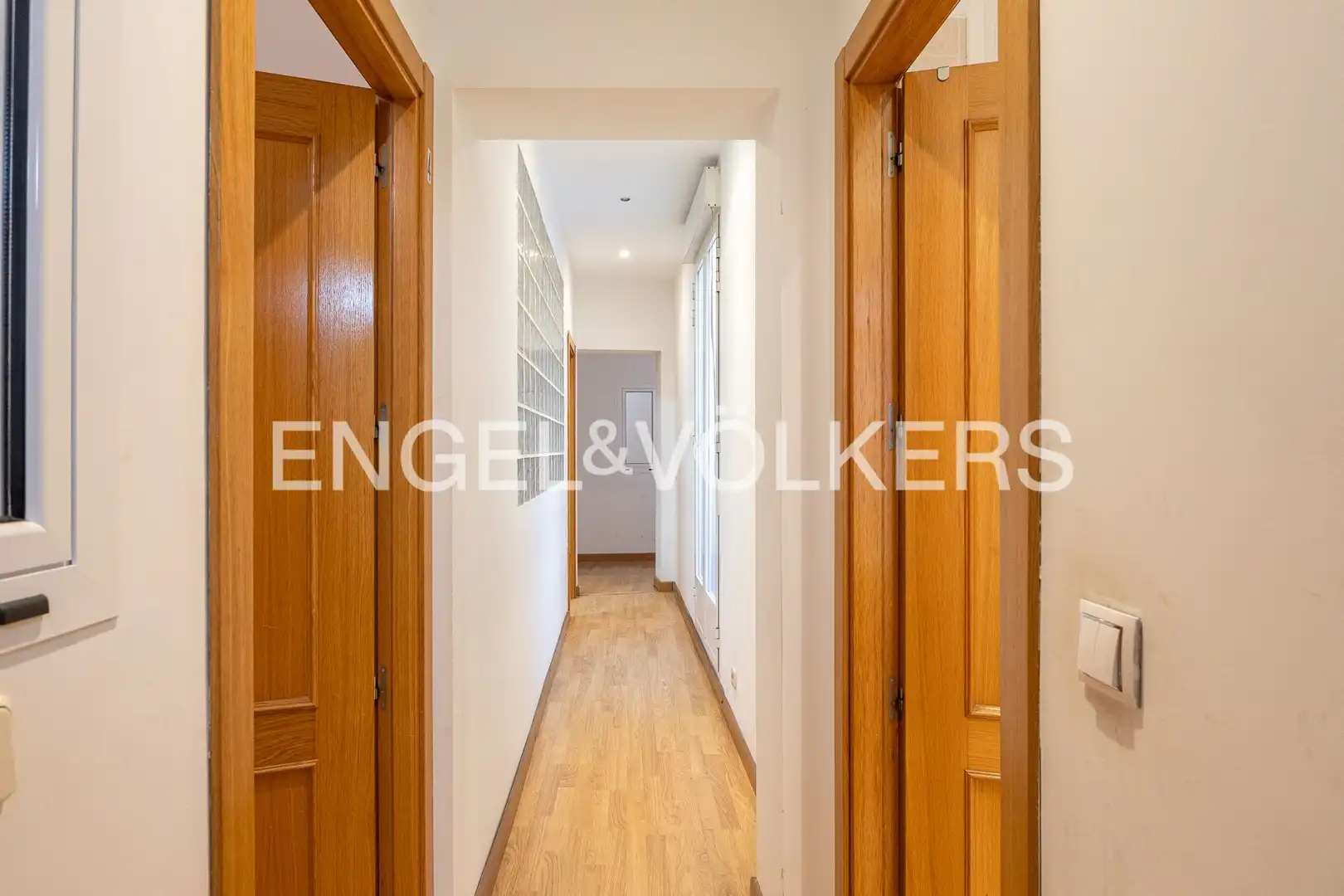 Wohnung zum Verkauf in Madrid mit Heizung, Abstellraum und Balkon