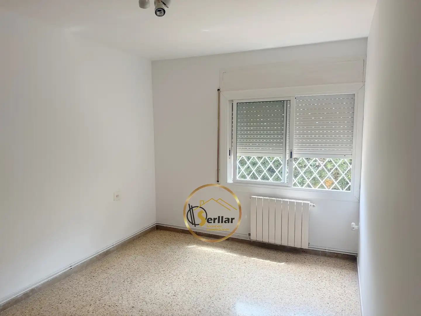 Schlafzimmer von Erdgeschoss zum Verkauf in Calafell mit Heizung, Privatgarten und Terrasse