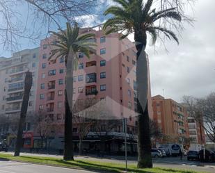 Vista exterior de Oficina en venda en Badajoz Capital