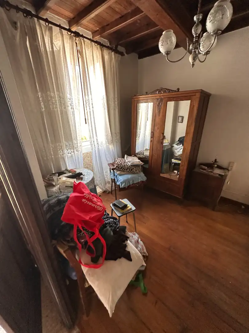 Dormitori de Casa adosada en venda en Santiago de Compostela  amb Calefacció, Jardí privat i Terrassa