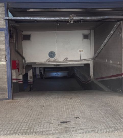 Foto 2 de Garaje de alquiler en Carrer D'enric Borràs, 1, Banyeres, Premià de Mar