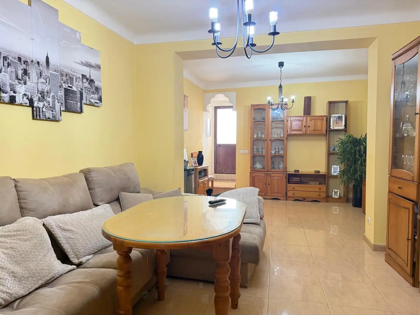 Sala d'estar de Casa o xalet en venda en Fuente de Piedra amb Aire condicionat, Calefacció i Terrassa