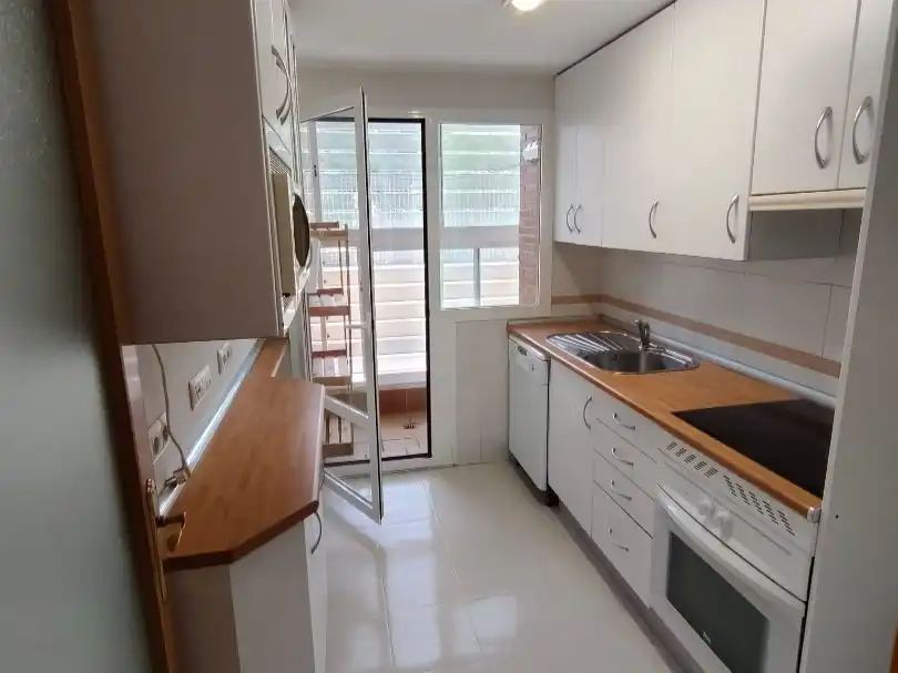 Kitchen of Flat for sale in Centro Comercial - Hospital