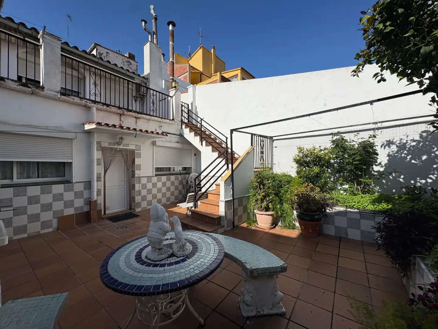 Terrasse von Einfamilien-Reihenhaus zum Verkauf in Roses mit Klimaanlage, Heizung und Terrasse