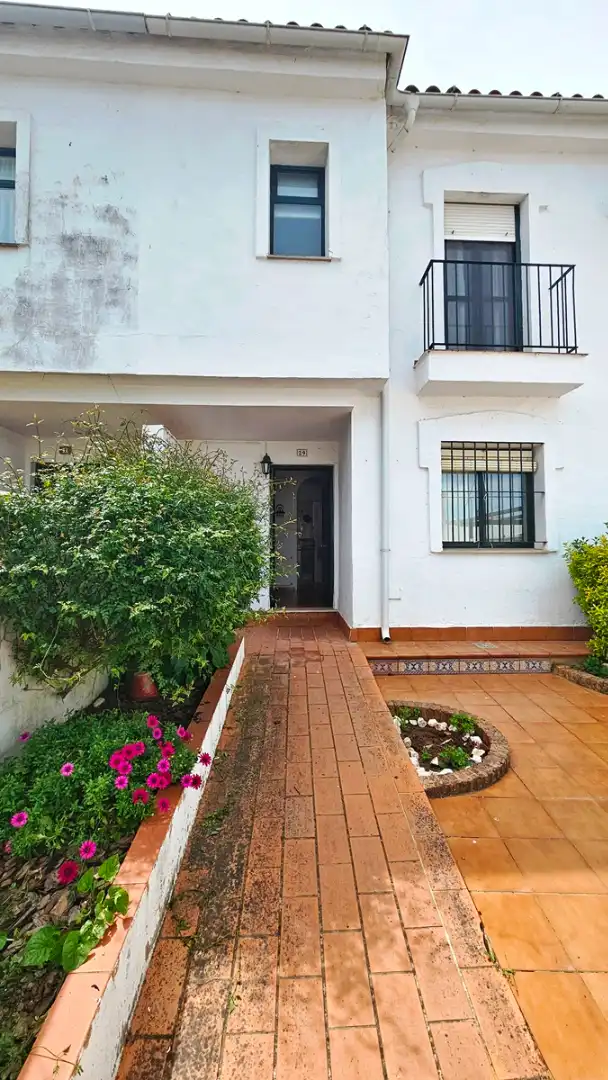 Exterior view of Detached homes for sale in Los Marines  with Heating and Terrace