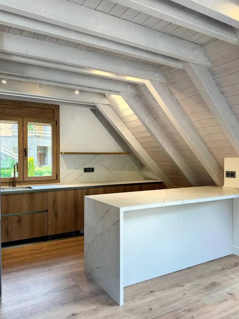Cocina de Ático en venta en Vielha e Mijaran con Aire acondicionado, Calefacción y Parquet