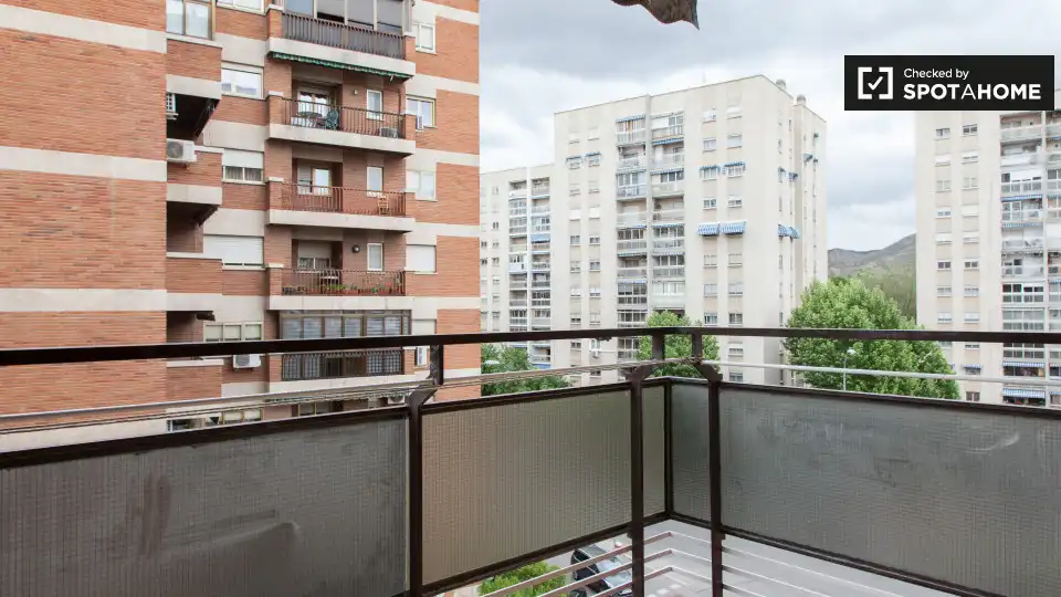 Balcony of Flat for share in Alcalá de Henares  with Air Conditioner, Terrace and Furnished