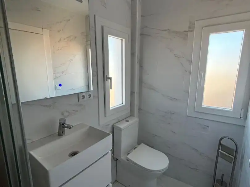 Baño de Piso en venta en Cáceres Capital con Balcón