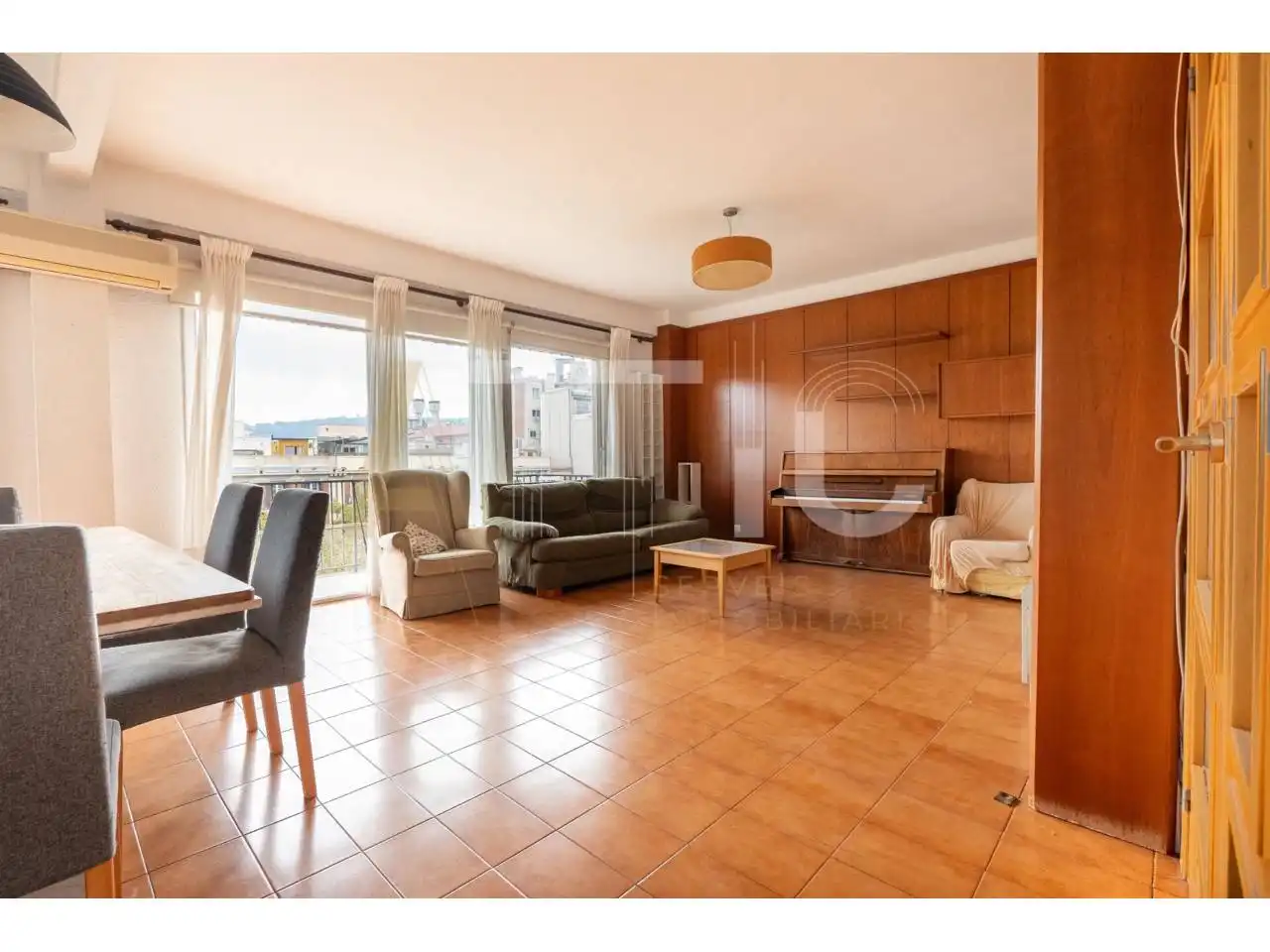 Sala d'estar de Pis en venda en Barcelona amb Aire condicionat, Calefacció i Traster