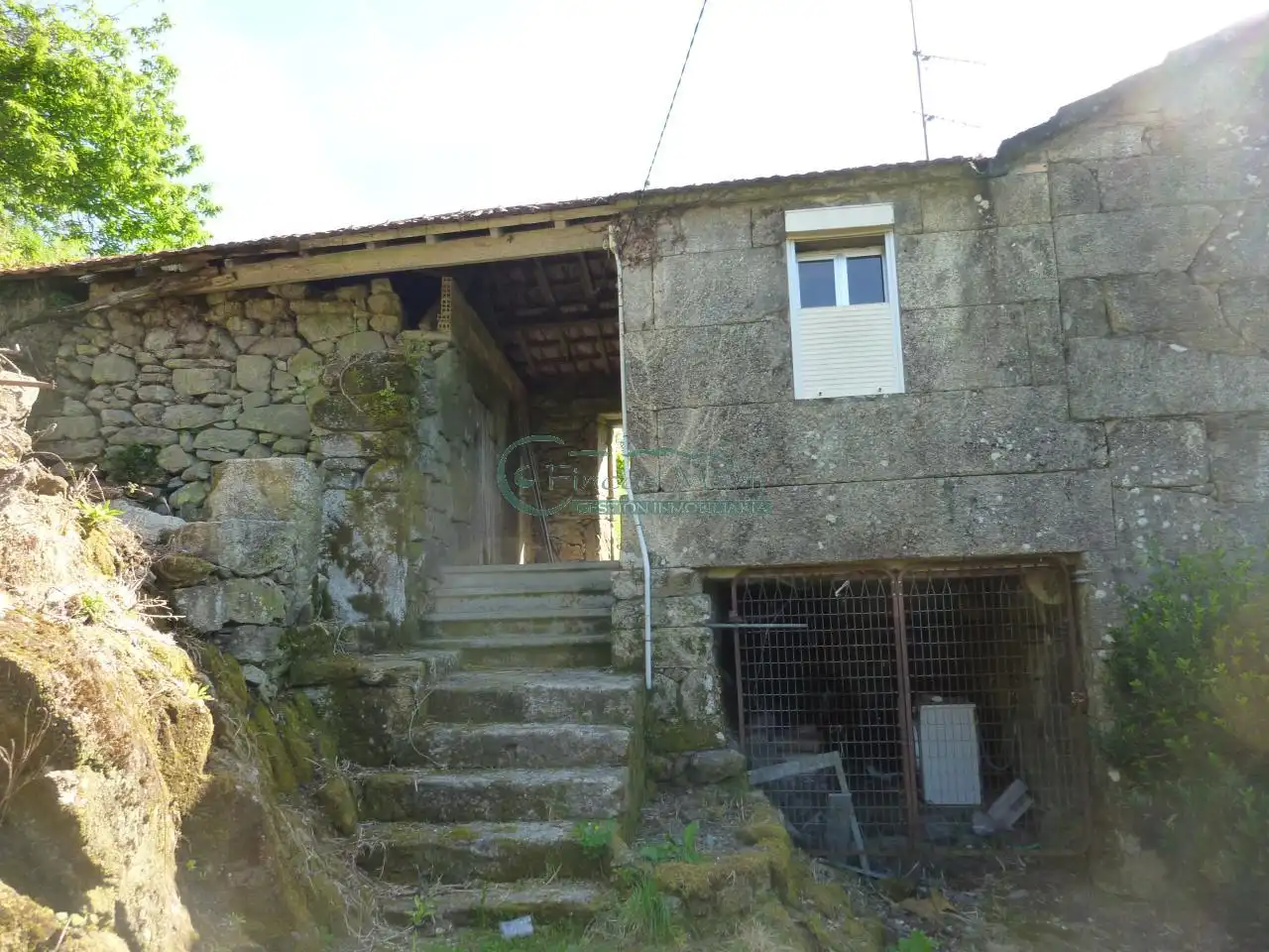 Vista exterior de Casa o chalet en venta en Covelo con Calefacción, Jardín privado y Trastero